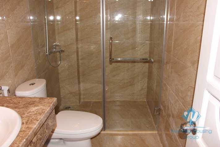 Brandnew house availble for rent in Nghi Tam village, Tay Ho, Hanoi